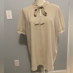 Tan with black polka dots top